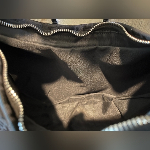 Fendi Zucchino Oyster Shoulder Bag Black Logo/w Silvertone Hard… - Picture 7 of 16